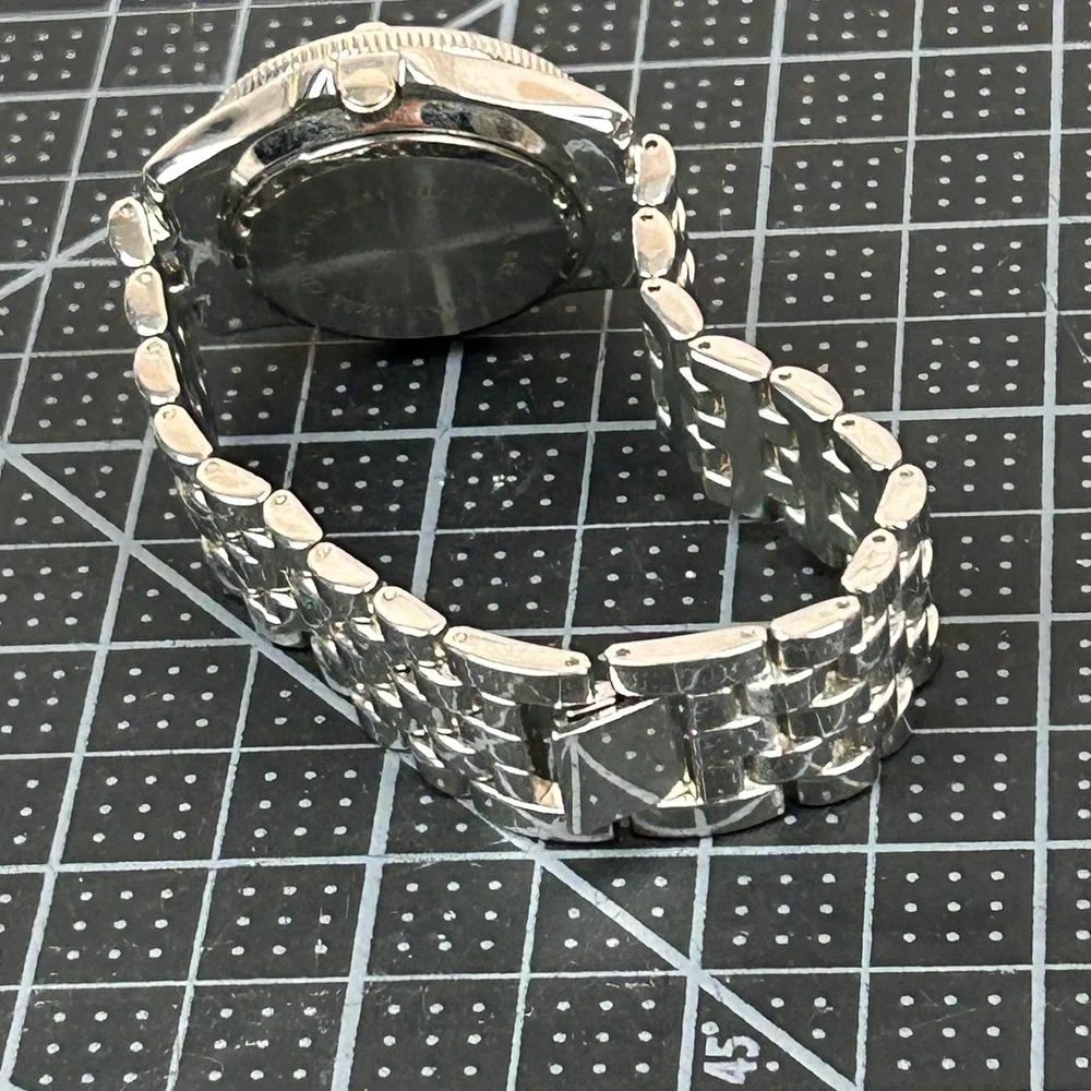 Silver Tone Quartz Watch‎ Rhinestone Bezel Floating Crystals White Dial
